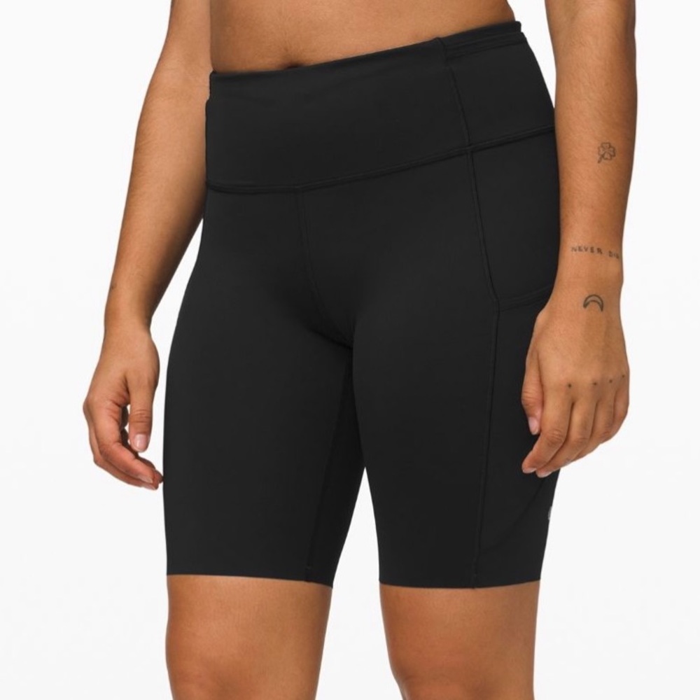 Lululemon Fast and Free Short  10” black size 8